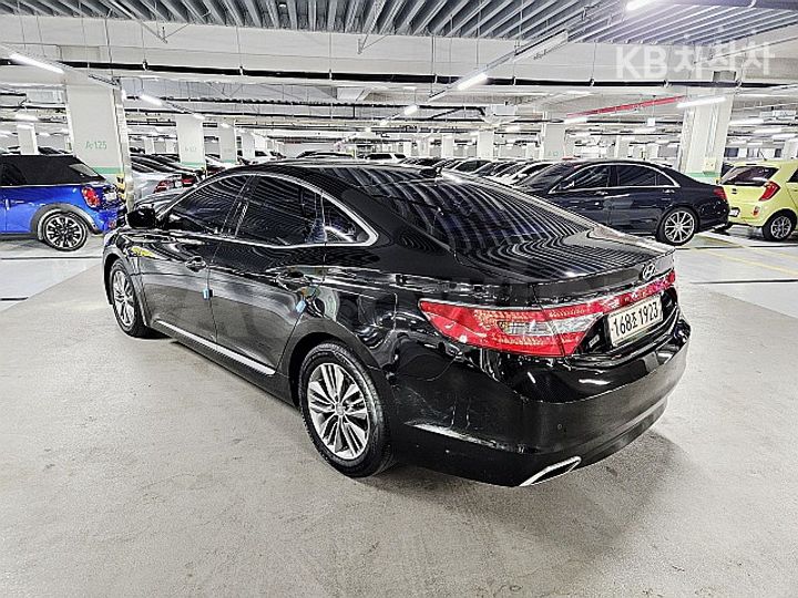 Hyundai Grandeur 2017 — 5