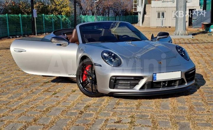 Porsche 911 2024 — 4