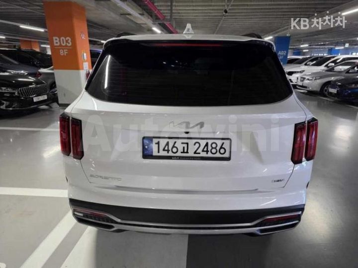 Kia Sorento 2023 — 3