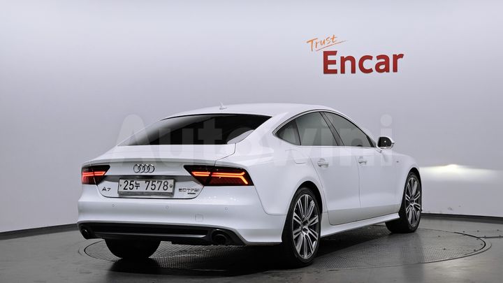 Audi A7 2013 — 2