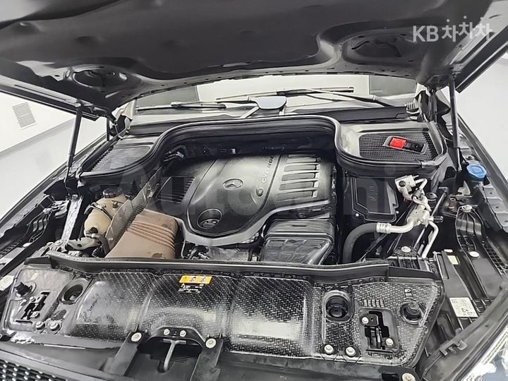 Mercedes Benz GLE Class 2019 — 5