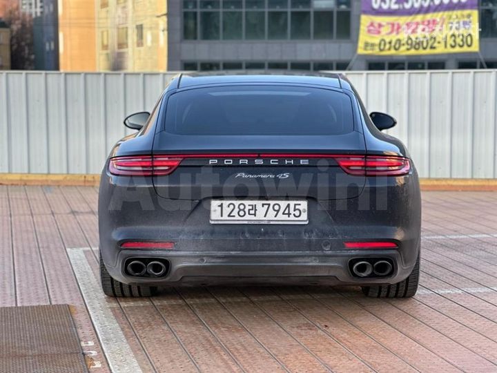 Porsche Panamera 2018 — 4