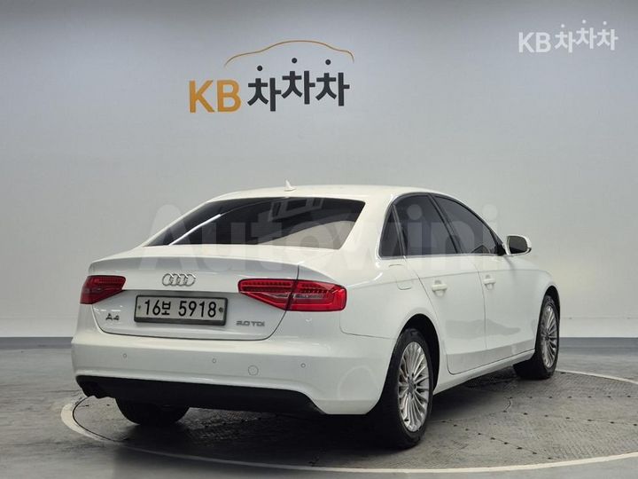 Audi A4 2013 — 3