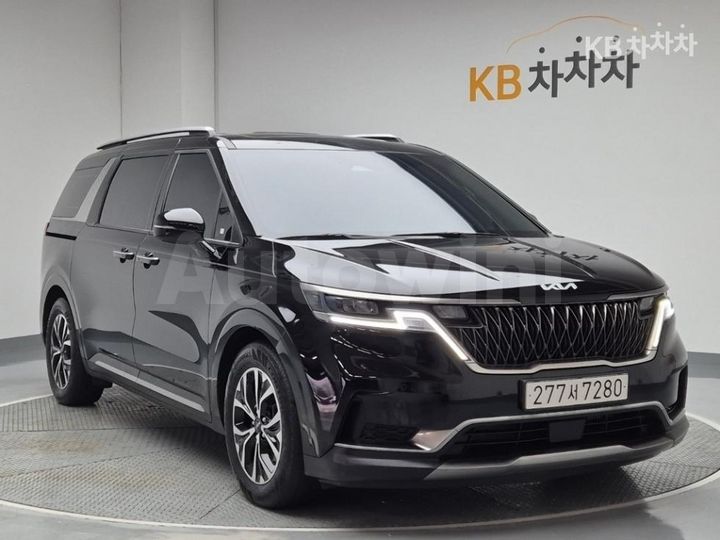 Kia Carnival 2023 — 4