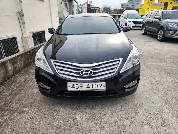 Hyundai Grandeur 2011 — 2