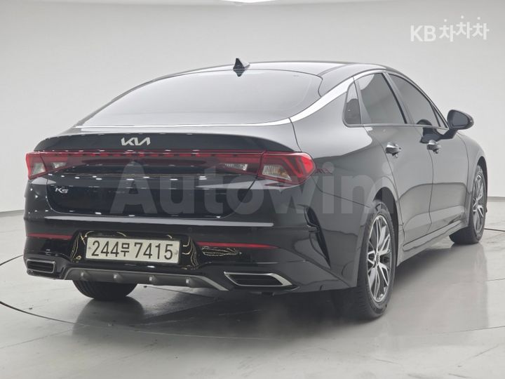 Kia K5 2022 — 2