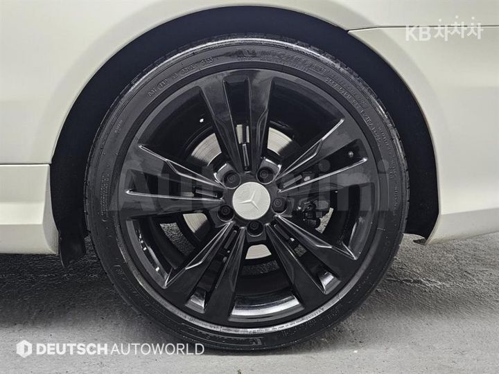 Mercedes-Benz E Class 2014 — 5