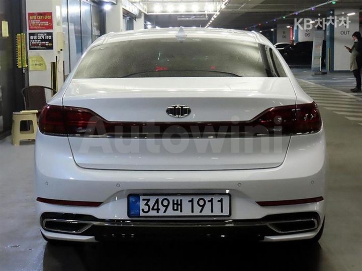 Kia K7 2020 — 5
