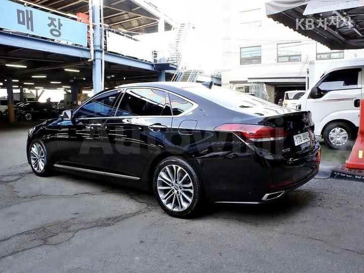 Hyundai Genesis 2016 — 4