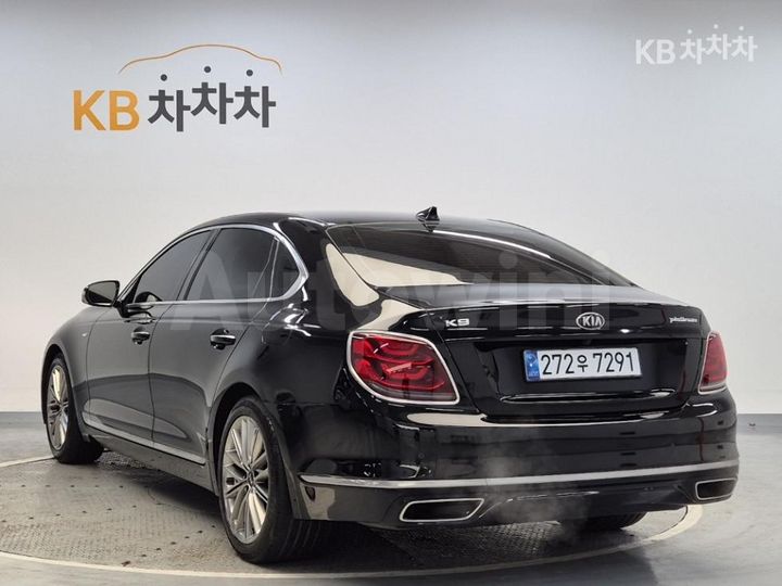 Kia K9 2020 — 2