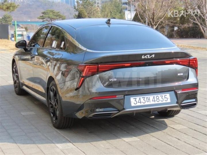 Kia K5 2025 — 4
