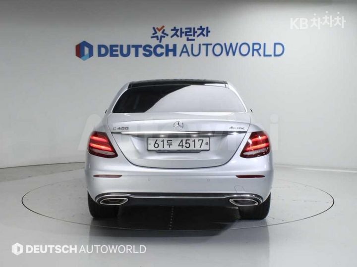 Mercedes-Benz E Class 2017 — 4