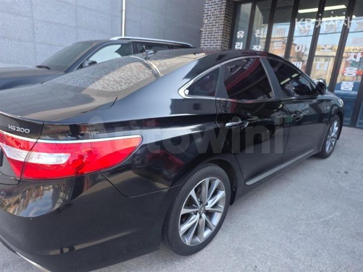 Hyundai Grandeur 2015 — 5