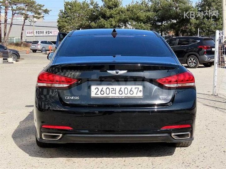 Hyundai Genesis 2015 — 4