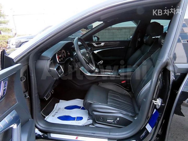 Audi A7 2021 — 5