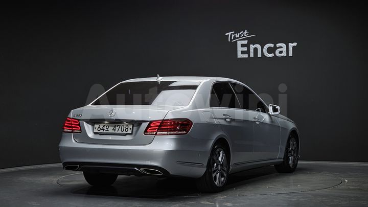 Mercedes-Benz E Class 2016 — 2