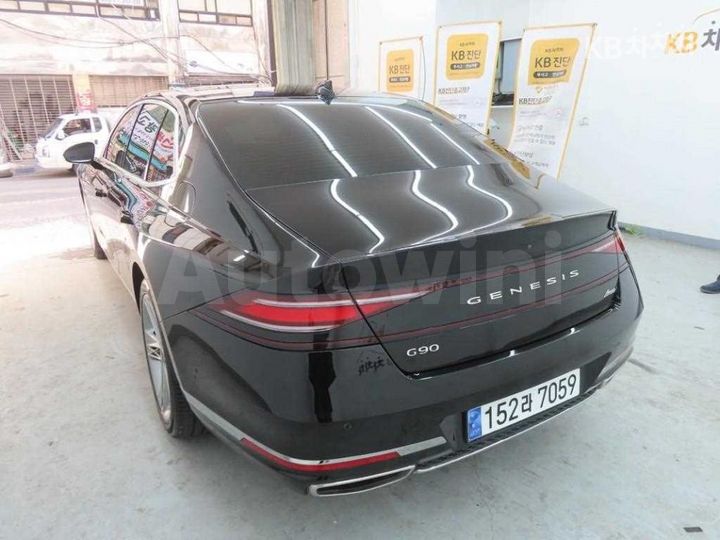 Genesis G90 2023 — 4