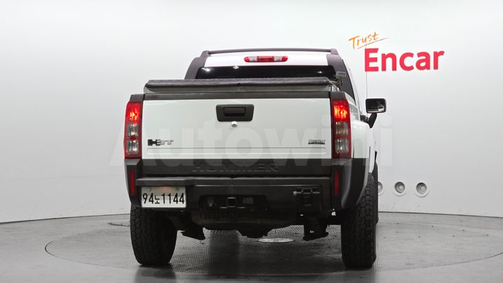 Hummer H3T 2009 — 4