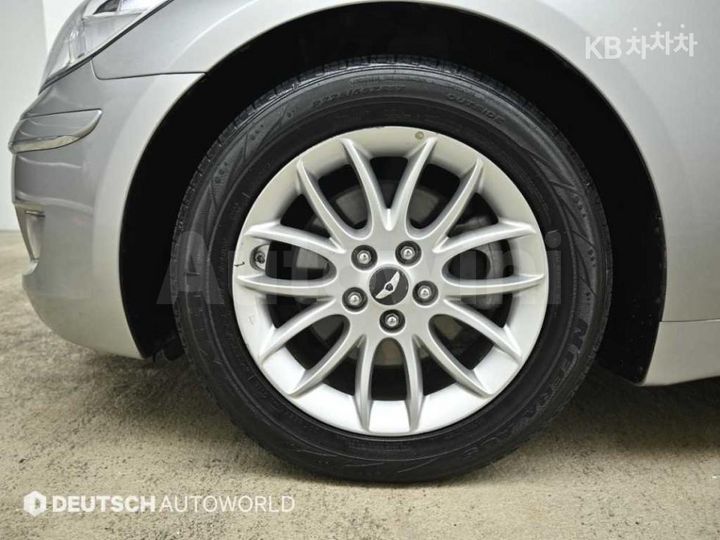 Hyundai Genesis 2008 — 5