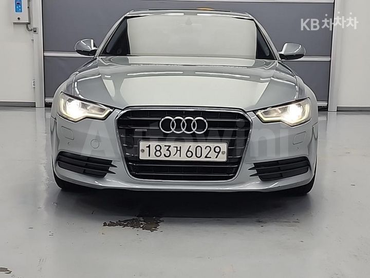 Audi A6 2012 — 2
