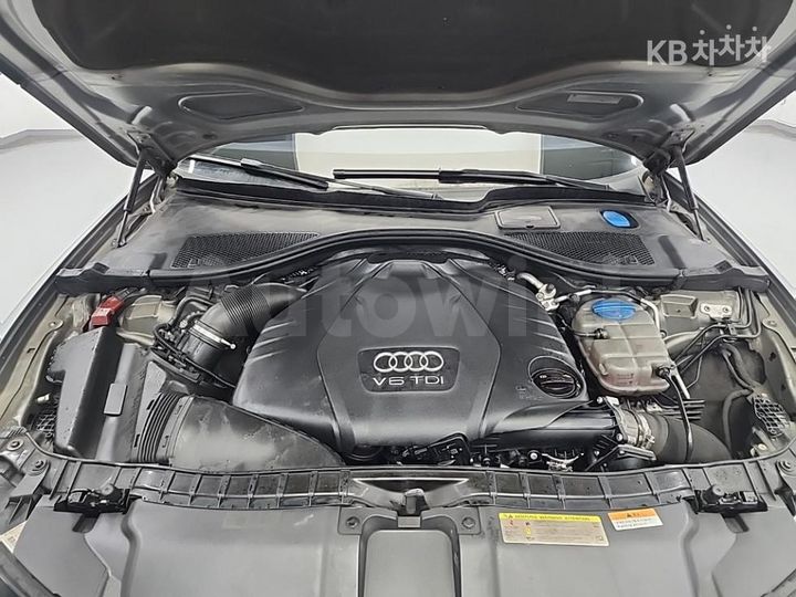 Audi A6 2012 — 5