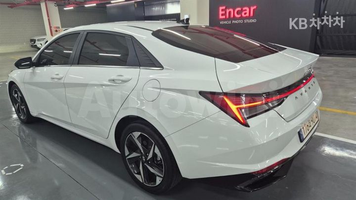 Hyundai Avante 2021 — 3