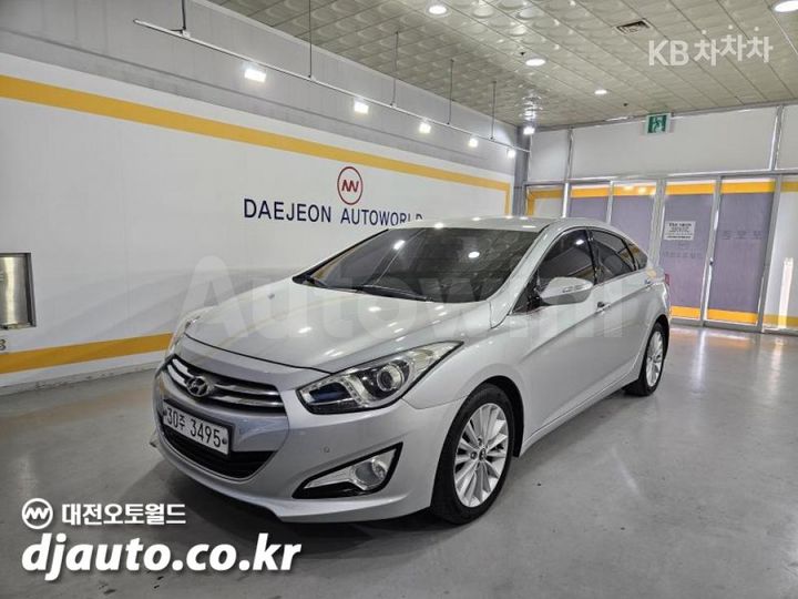 Hyundai i40 2013 — 2