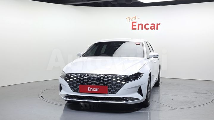 Hyundai Grandeur 2022 — 3