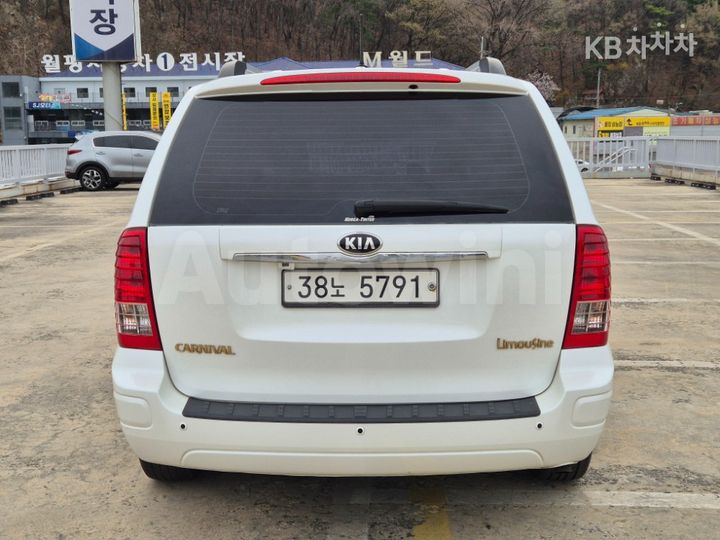 Kia Carnival 2014 — 3