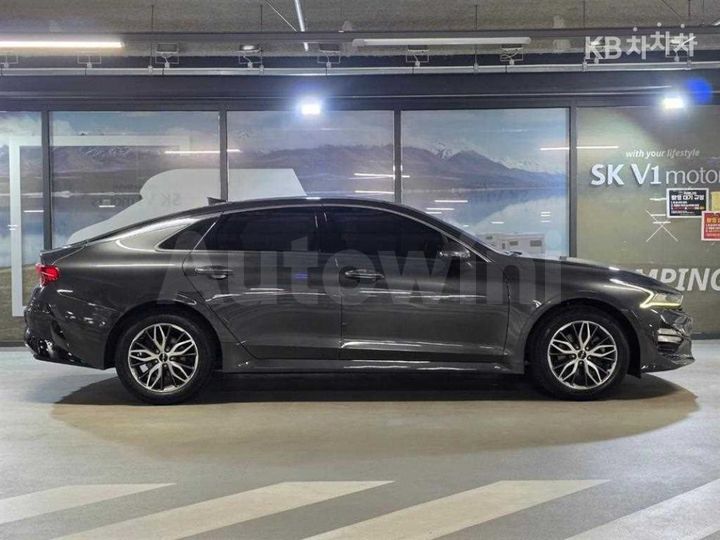 Kia K5 2023 — 3