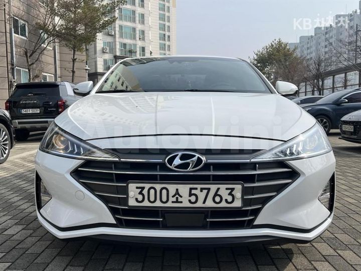 Hyundai Avante 2020 — 2