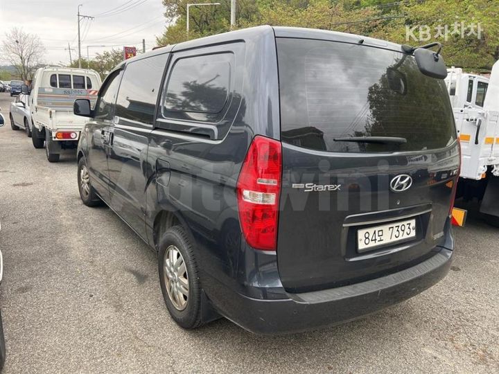 Hyundai Starex 2017 — 3