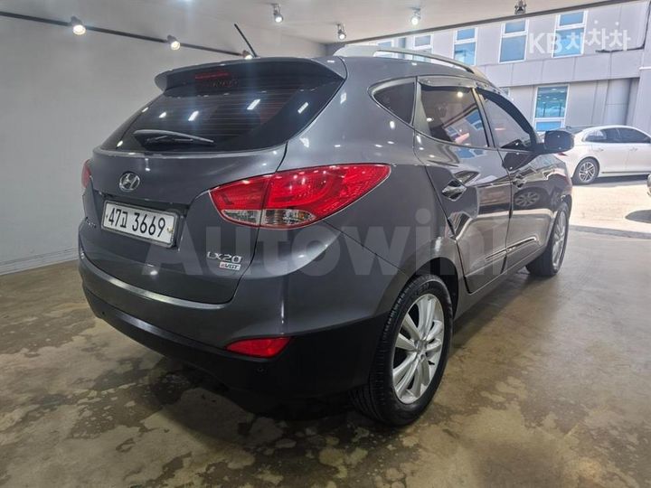 Hyundai Tucson 2010 — 4