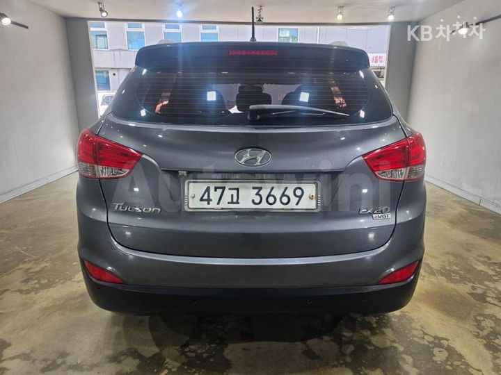 Hyundai Tucson 2010 — 5