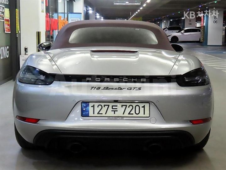 Porsche Boxster 2021 — 5