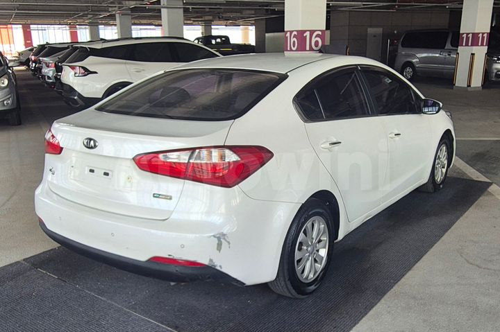 Kia K3 2014 — 5