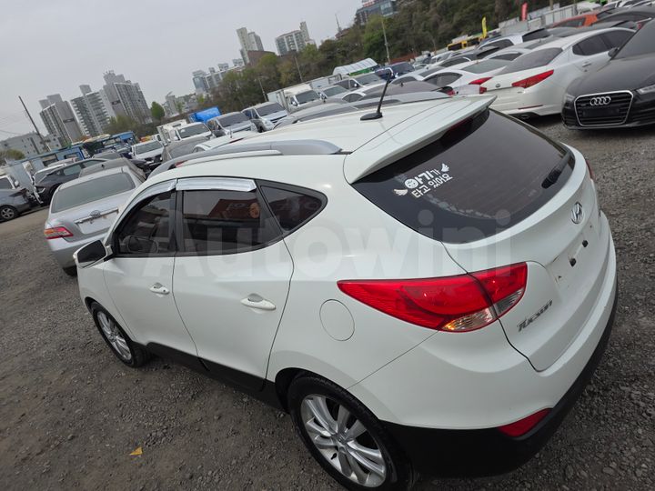 Hyundai Tucson 2010 — 4