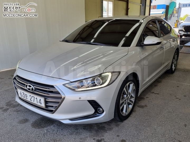 Hyundai Avante 2015 — 2