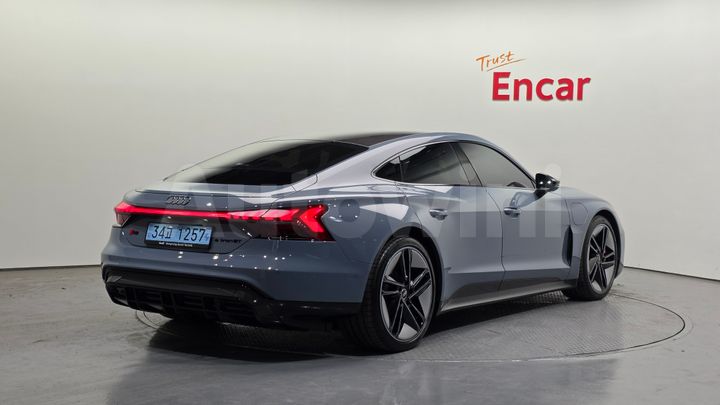 Audi RS e-tron GT