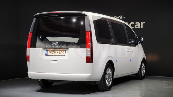 Hyundai Staria 2022 — 2