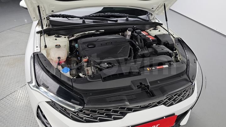Kia K5 2022 — 5