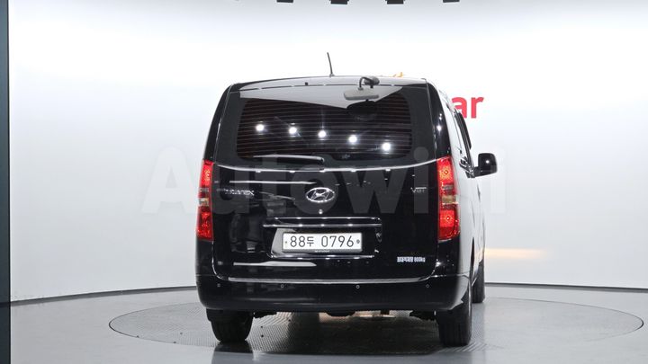 Hyundai Starex 2017 — 4