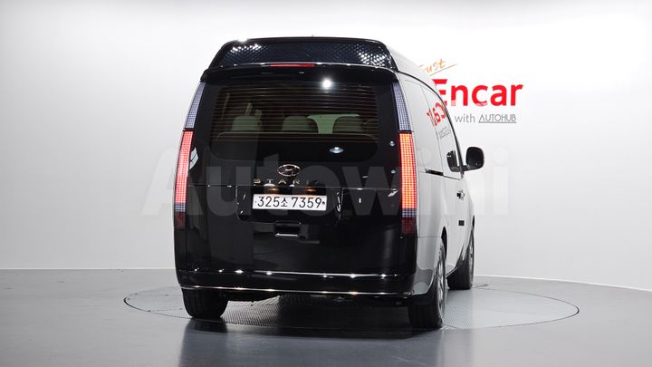 Hyundai Staria 2022 — 4