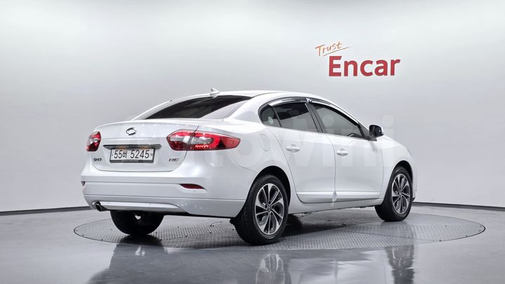 Renault SM3 2015 — 2