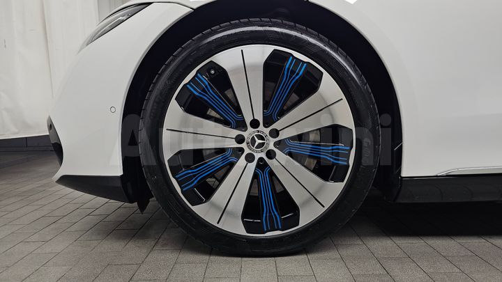Mercedes-Benz EQS 2022 — 5