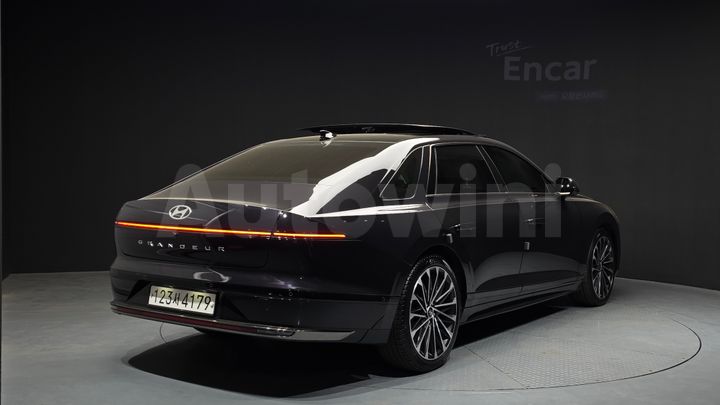 Hyundai Grandeur 2023 — 2