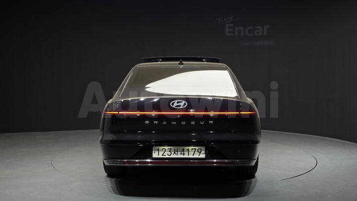 Hyundai Grandeur 2023 — 4