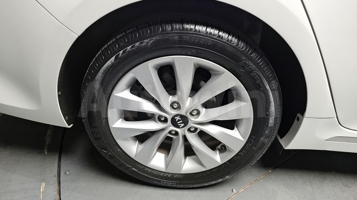 Kia K5 2018 — 5
