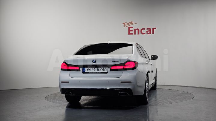 BMW 5 Series 2023 — 4