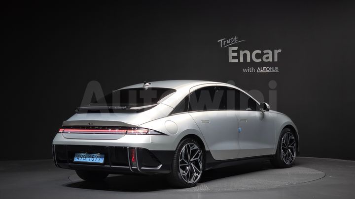 Hyundai Ioniq 2023 — 2